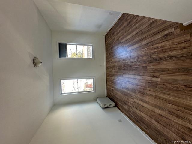 #7 photo, 1930 Bleecker Street, कुईंस Ridgewood , NY 11385