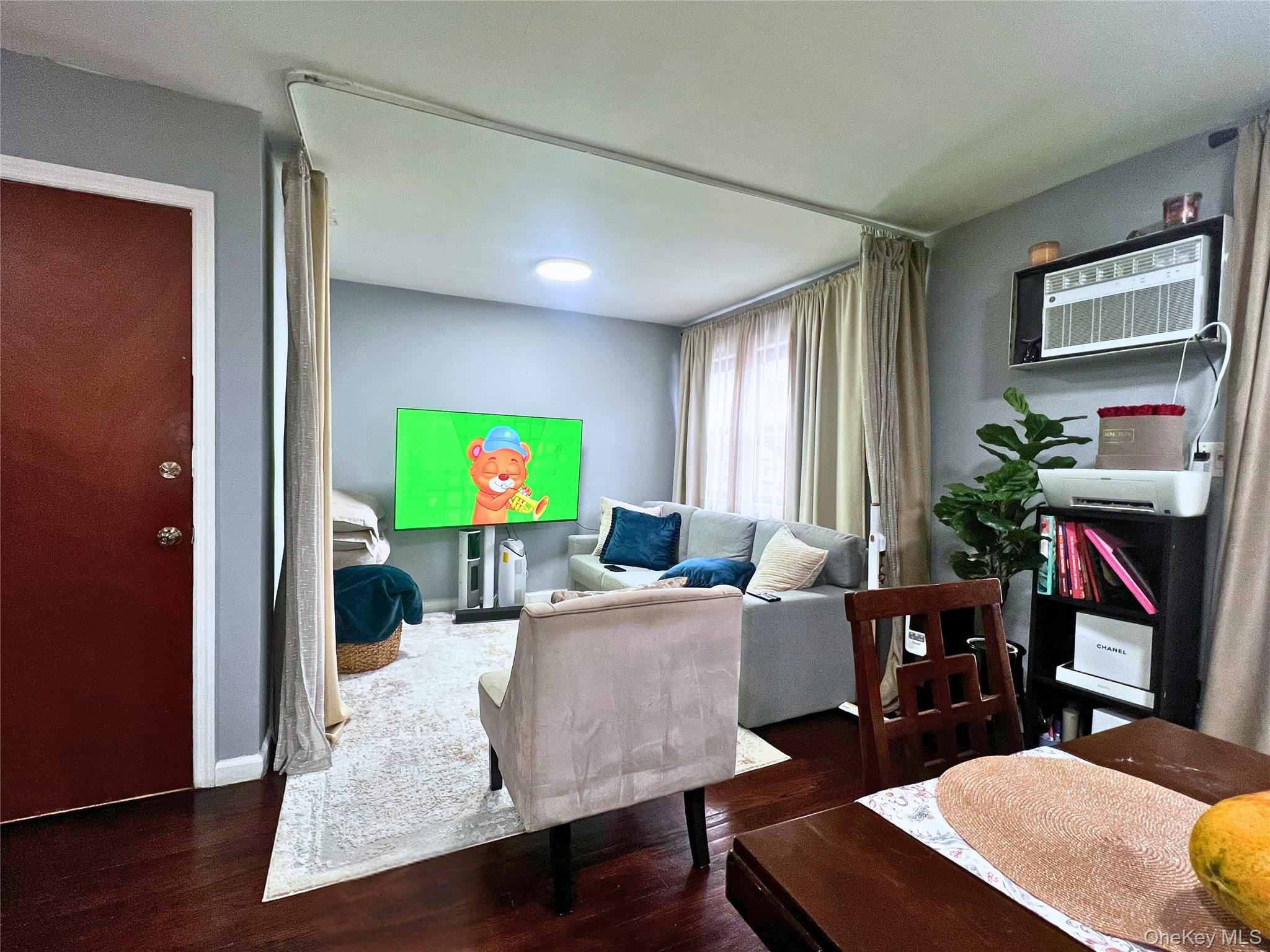 #10 photo, 5-21 128th Street, College Point , NY 11356