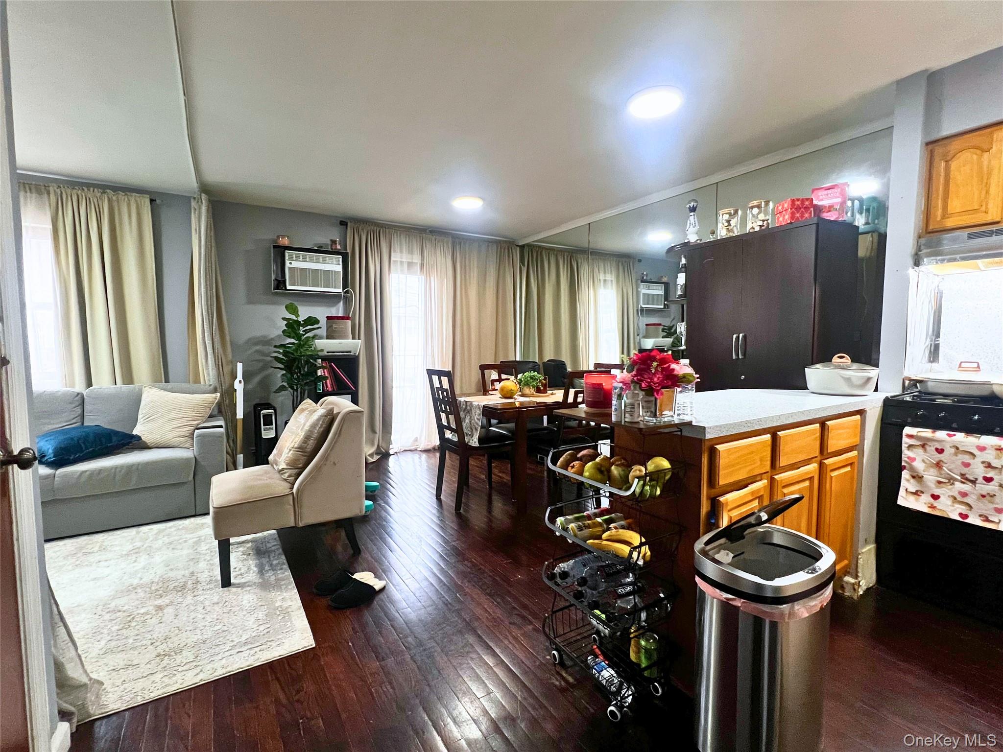 #8 photo, 5-21 128th Street, College Point , NY 11356