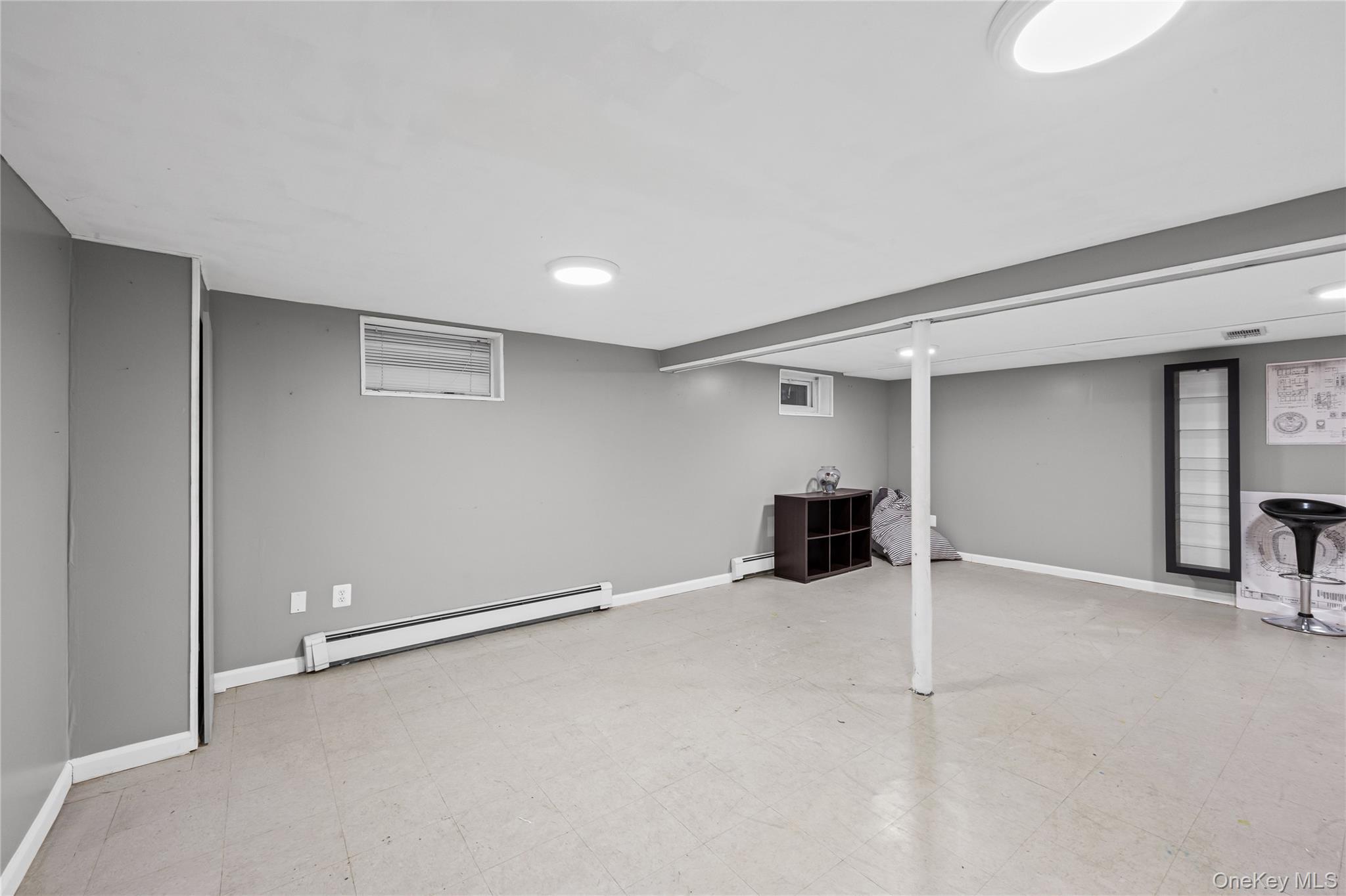 #20 photo, 70 Princess Street, नासाउ काउंटी Hicksville , NY 11801