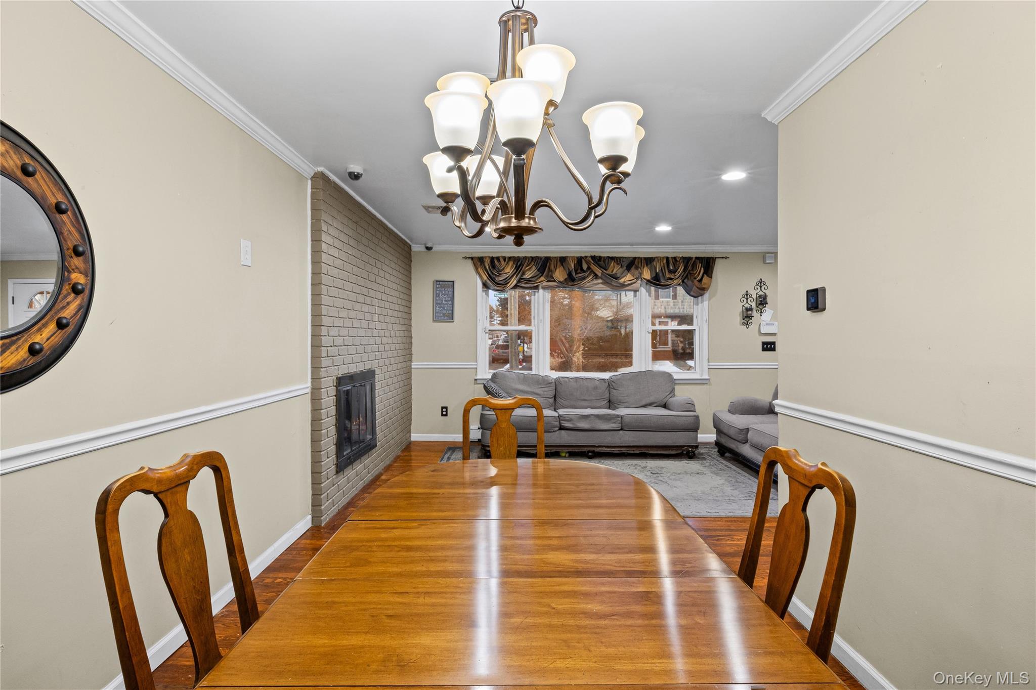 #8 photo, 70 Princess Street, नासाउ काउंटी Hicksville , NY 11801