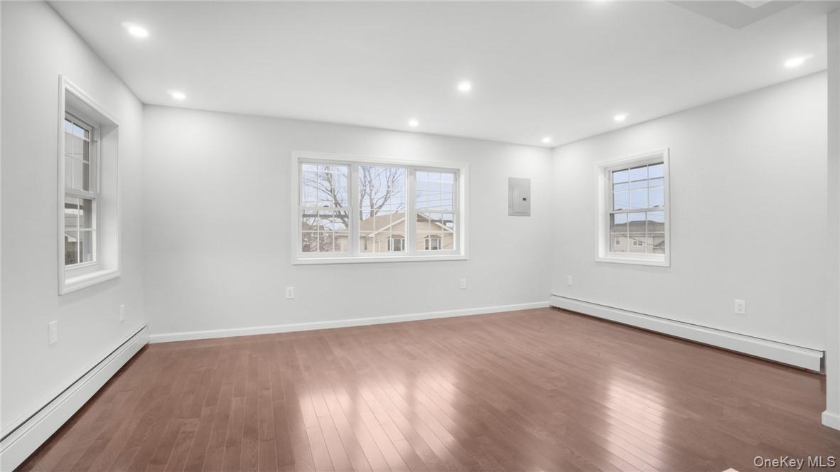 #9 photo, 2155 Walton Avenue, הברונקס Bronx , NY 10453