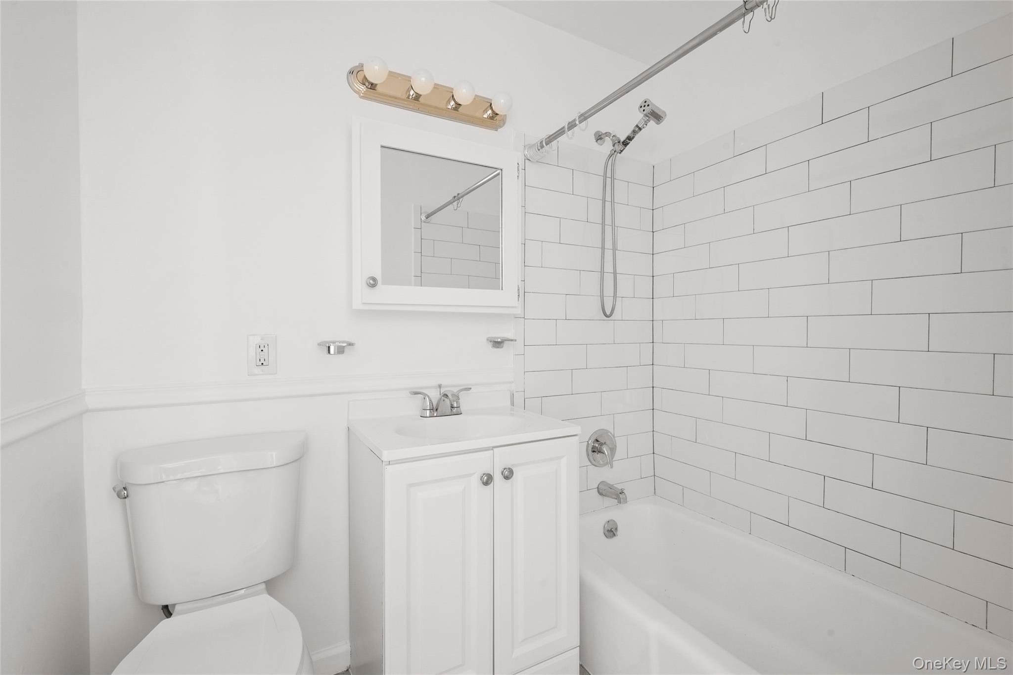 #17 photo, 351 N Broadway, Yonkers , NY 10701