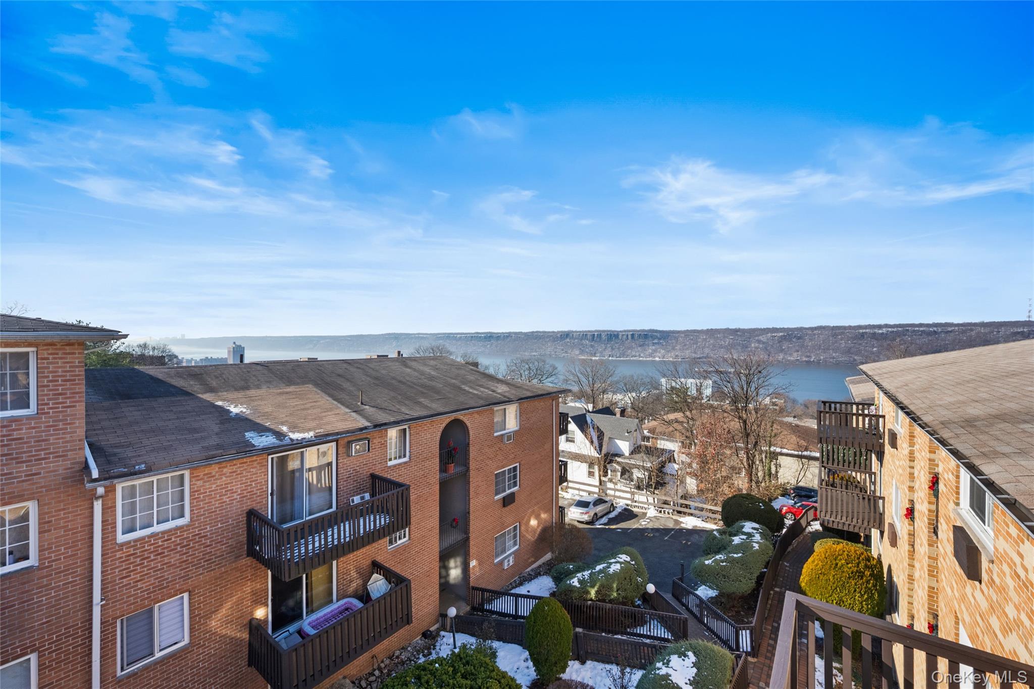 #4 photo, 351 N Broadway, Yonkers , NY 10701