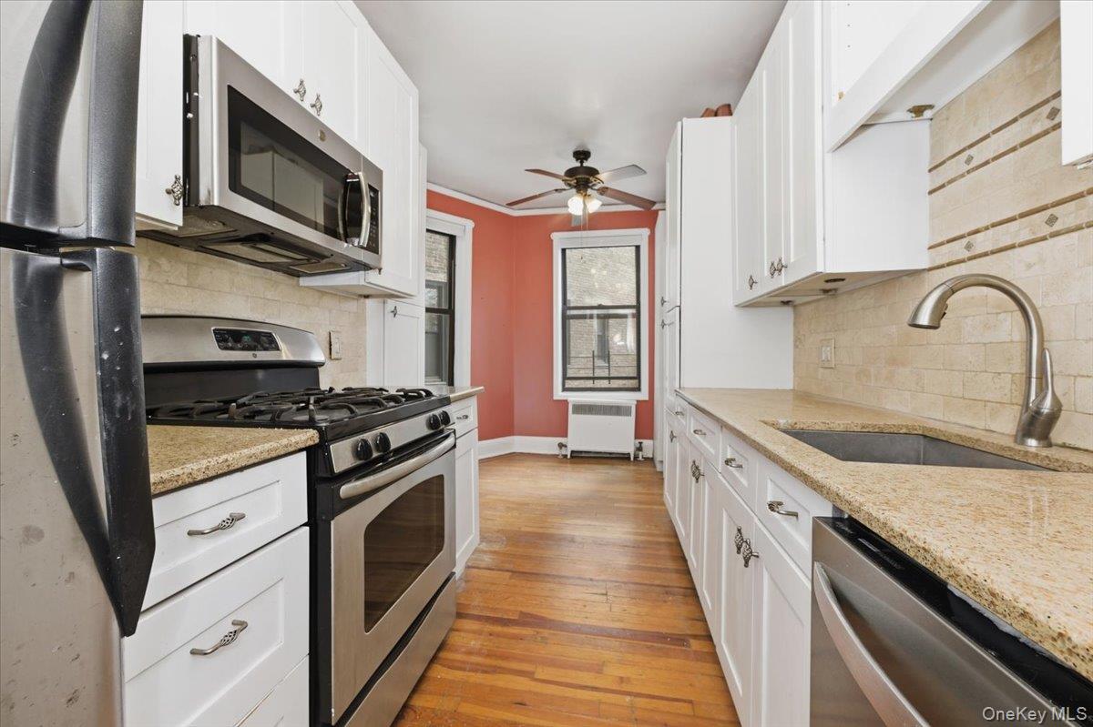 #11 photo, 3875 Waldo Avenue, ब्रोंक्स Bronx , NY 10463