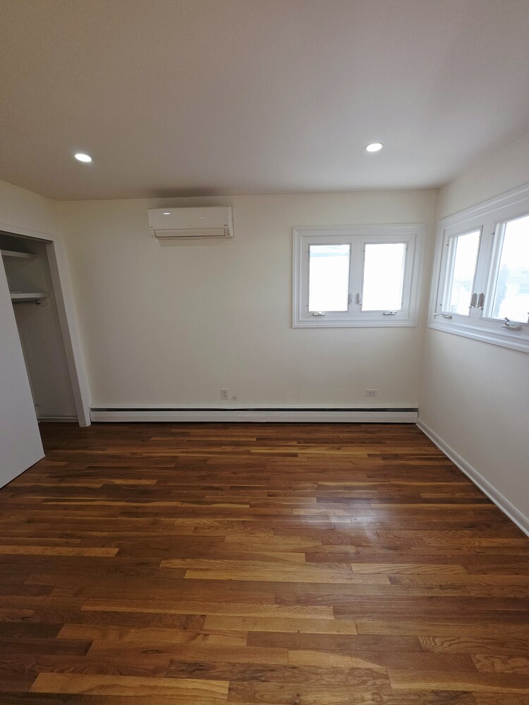 #7 photo, 149-30 81ST Street, Howard Beach , NY 11414