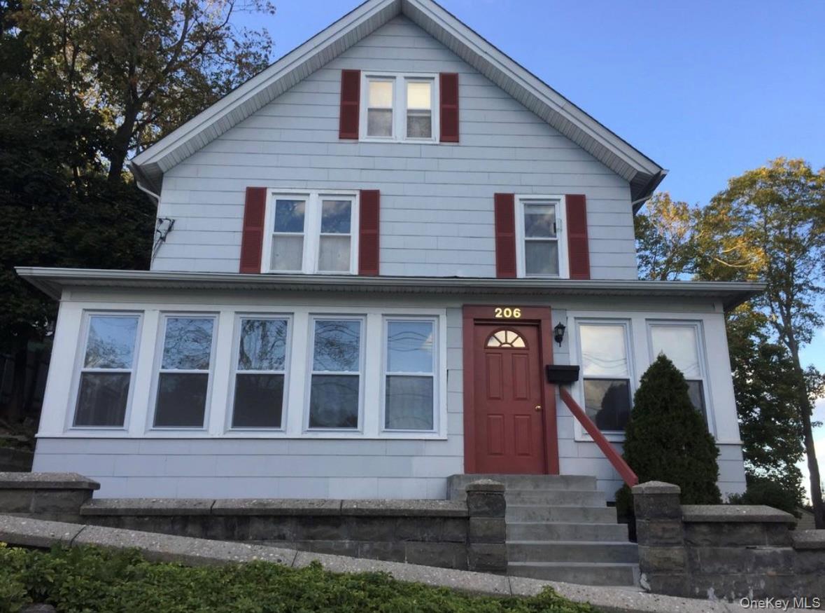 #1 photo, 206 W Broadway, Port Jefferson , NY 11777