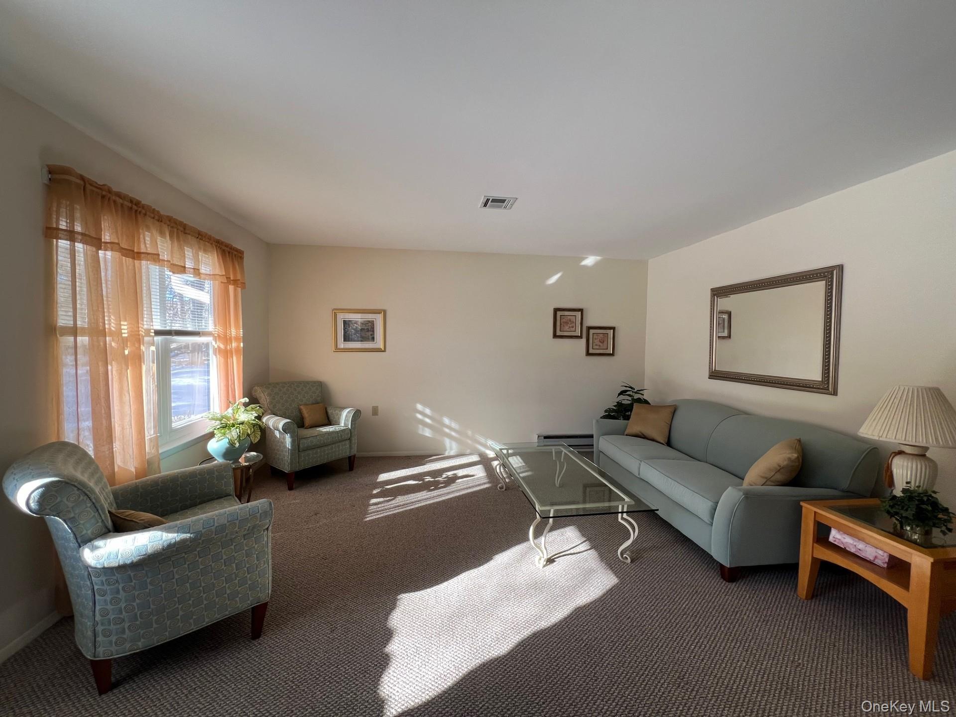 #4 photo, 432A Falmouth Court, सफ़ोक काउंटी Ridge , NY 11961