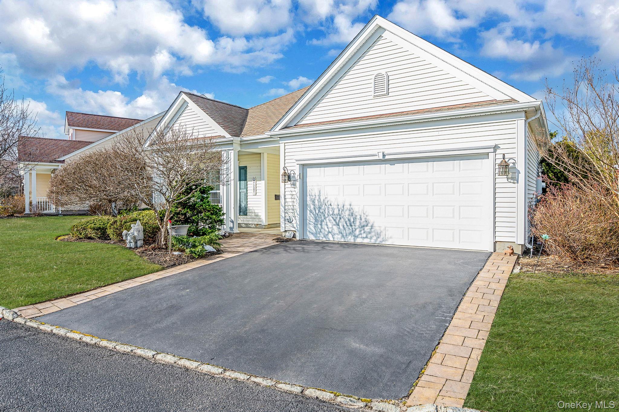 #2 photo, 78 Louden Loop, מחוז סאפוק Mount Sinai , NY 11766