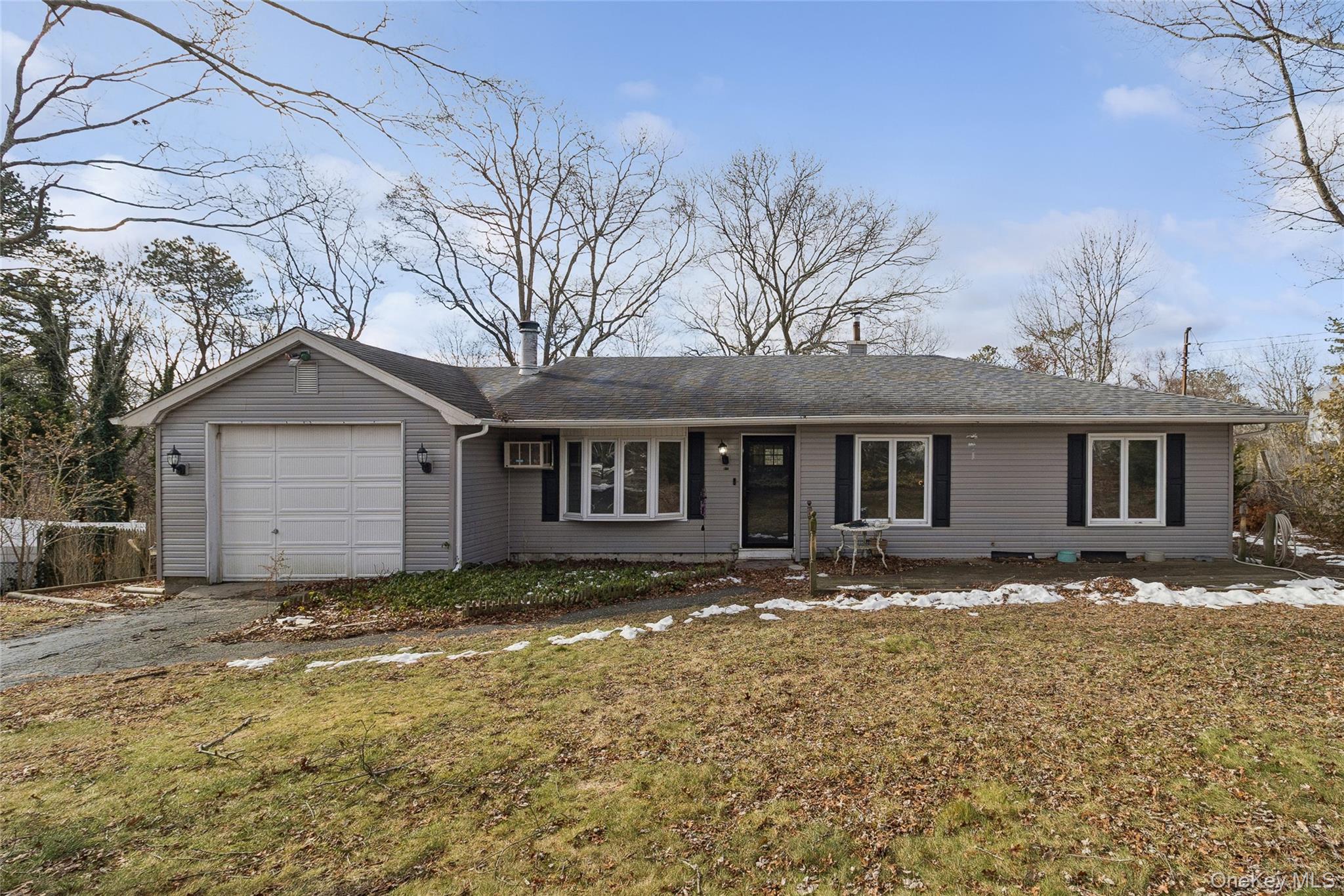 #3 photo, 361 Decatur Avenue, 东长岛 Shirley , NY 11967