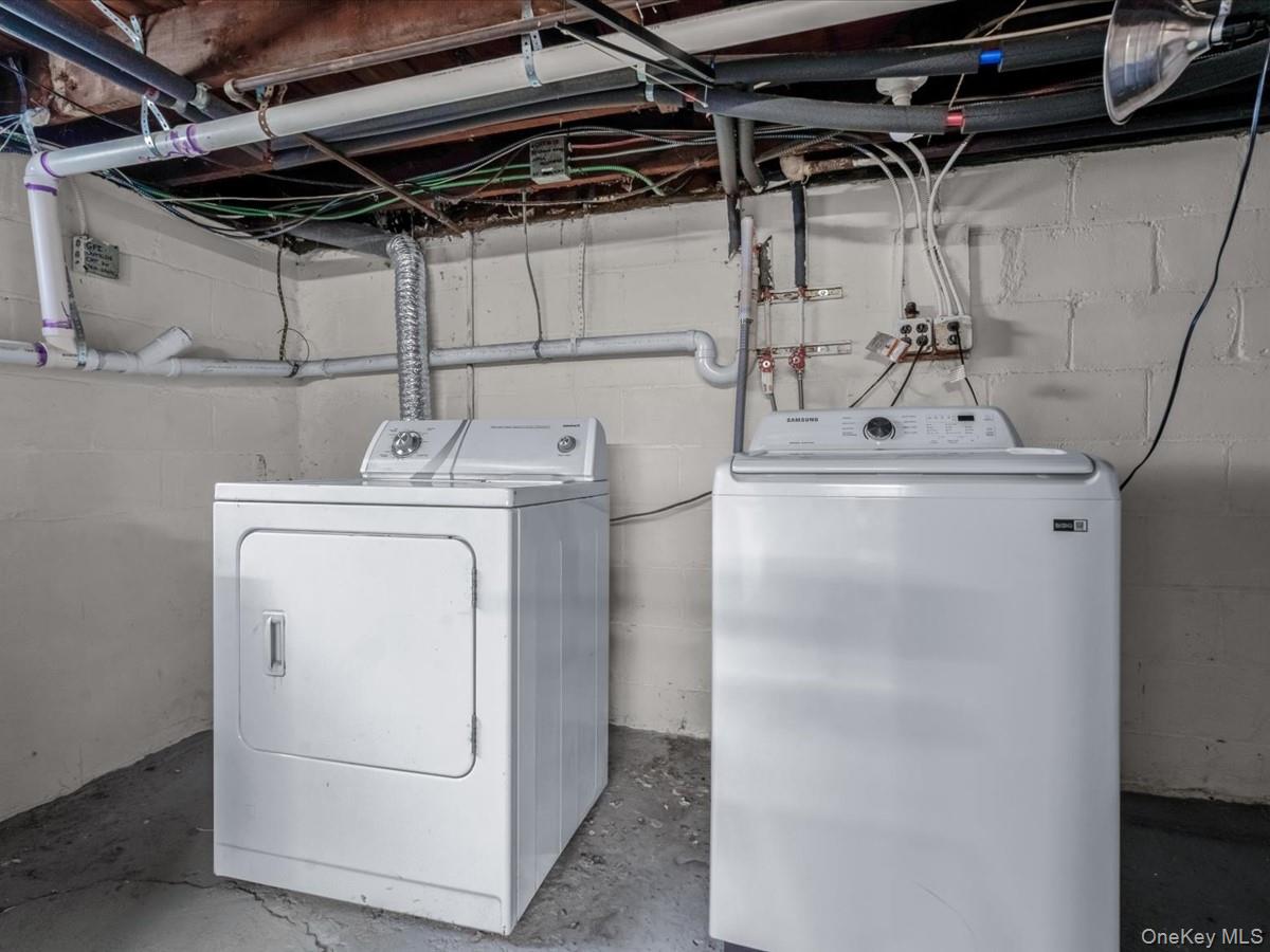 #13 photo, 1769 Harte Street, नासाउ काउंटी North Baldwin , NY 11510