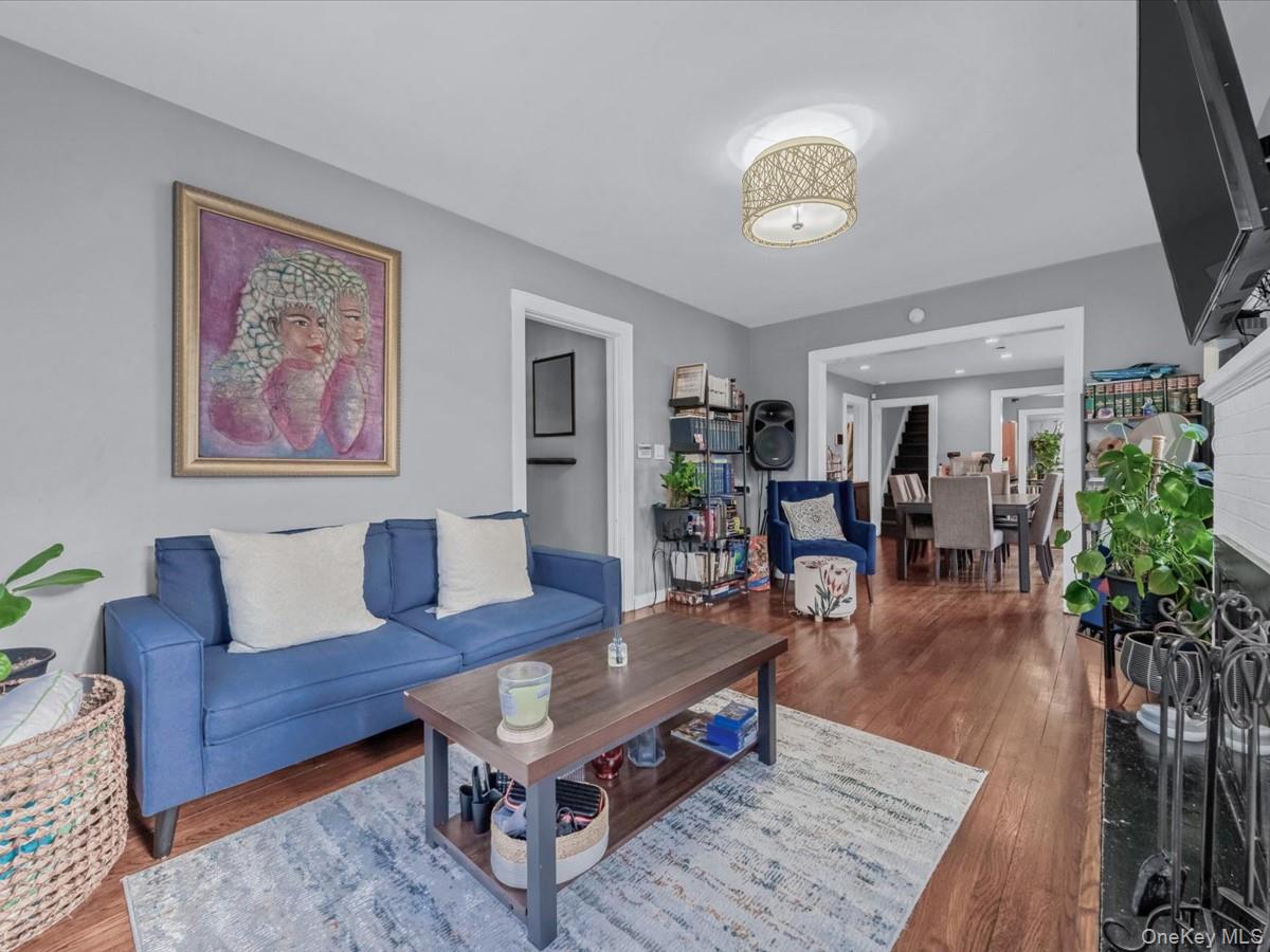 #2 photo, 1769 Harte Street, नासाउ काउंटी North Baldwin , NY 11510