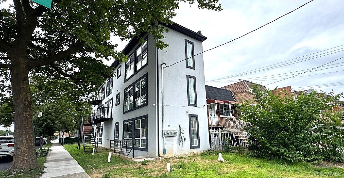 #3 photo, 830 Hendrix Street, Бруклин ‖ Brooklyn , NY 11207
