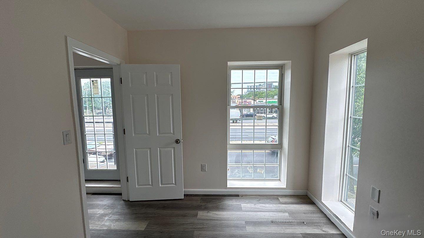 #8 photo, 830 Hendrix Street, Бруклин ‖ Brooklyn , NY 11207