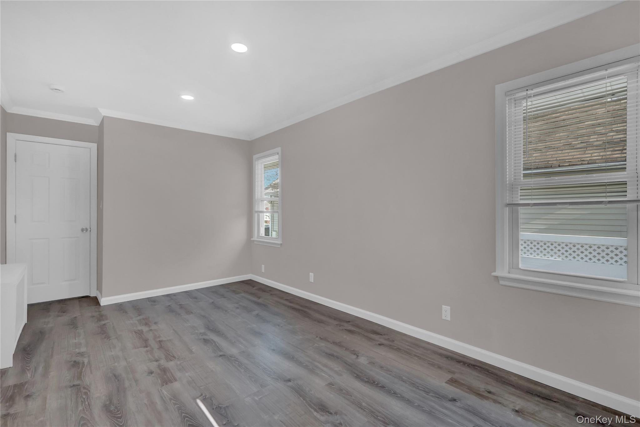 #13 photo, 820 Jefferson Street, Baldwin , NY 11510