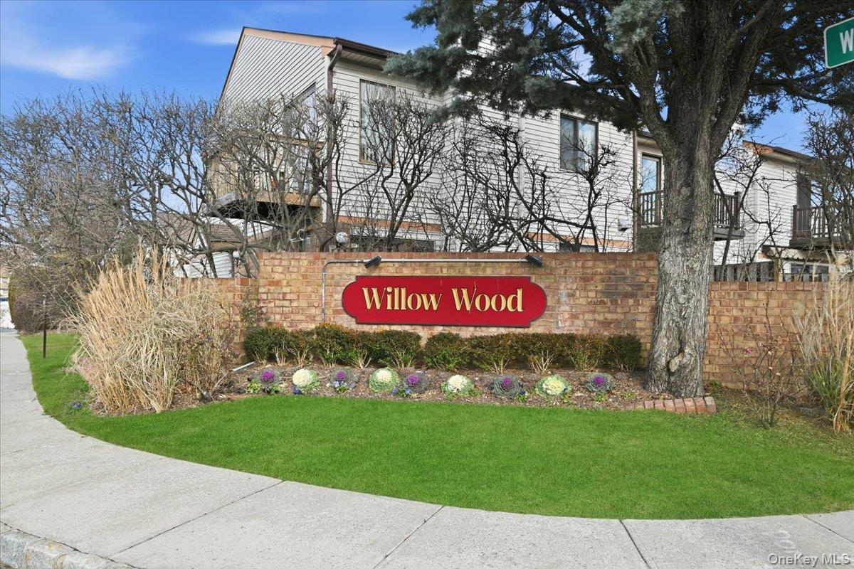 #2 photo, 47 Balsam Court, ناسو Wantagh , NY 11793