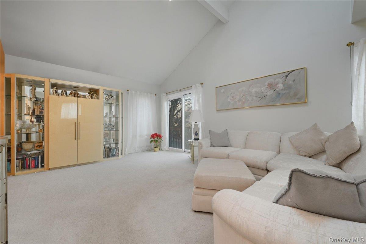 #4 photo, 47 Balsam Court, ناسو Wantagh , NY 11793