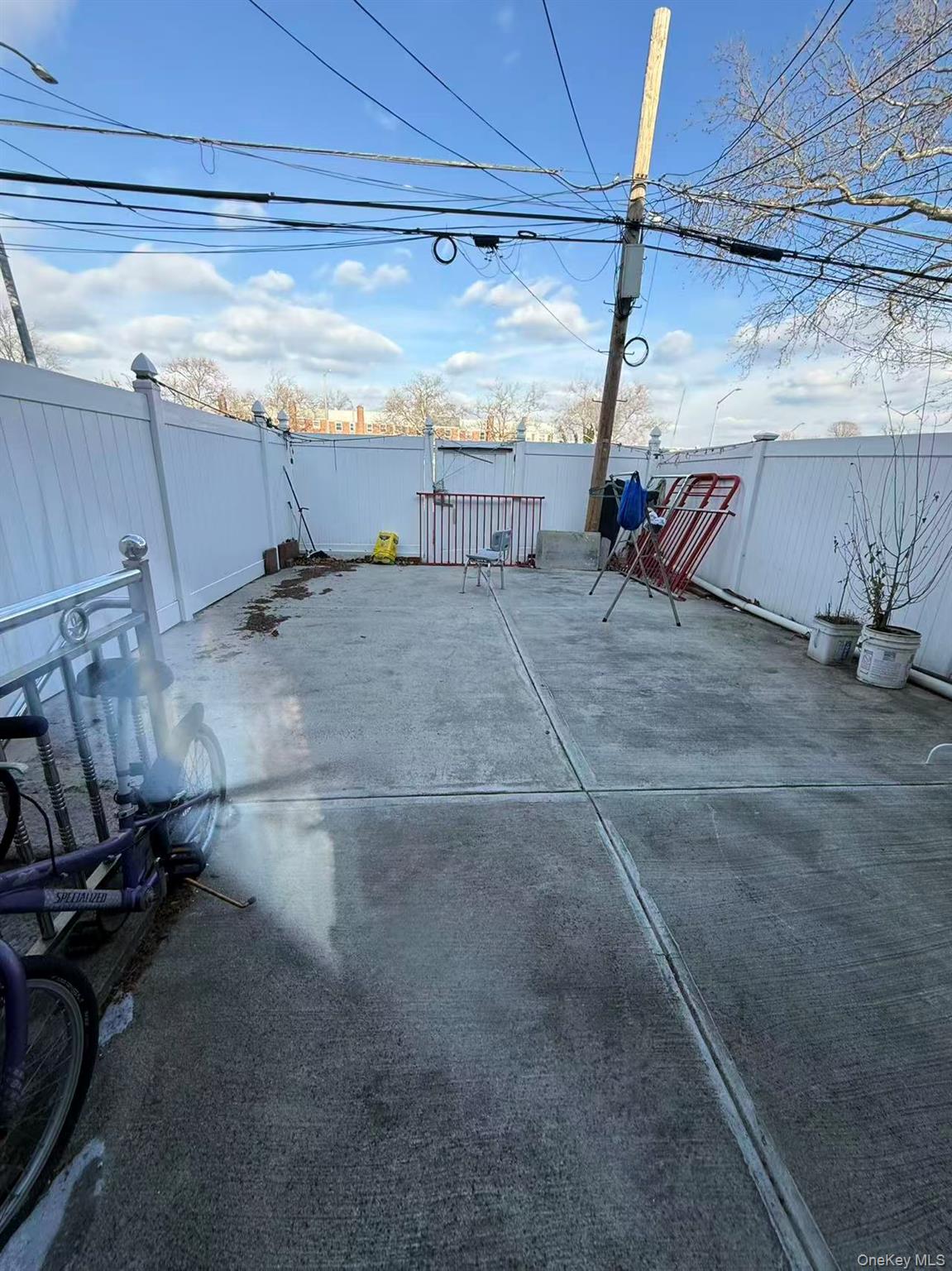 #17 photo, 14627 61st Road, Flushing , NY 11367