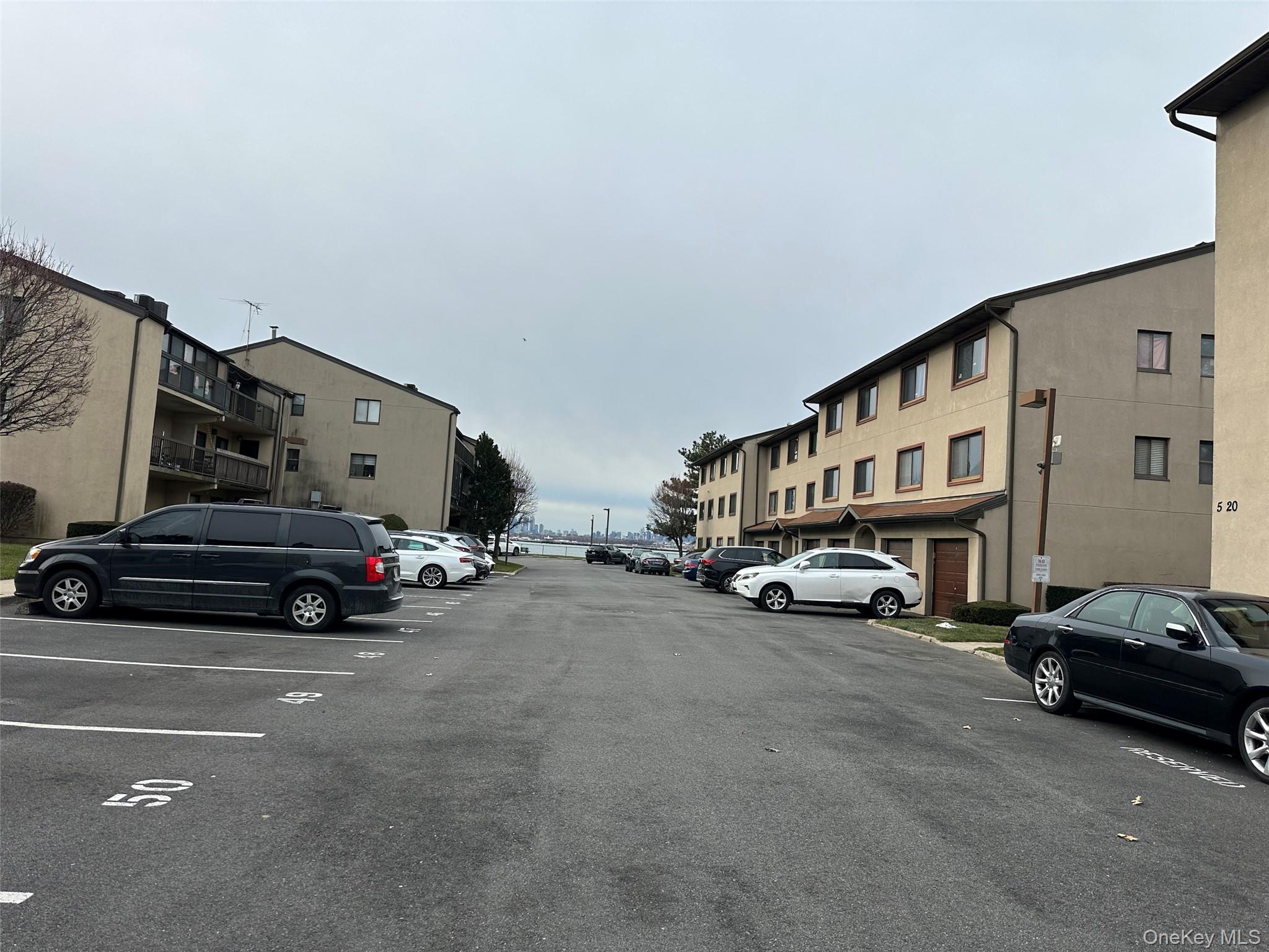 #1 photo, 5-46 115th Street, 뉴욕퀸즈 College Point , NY 11356