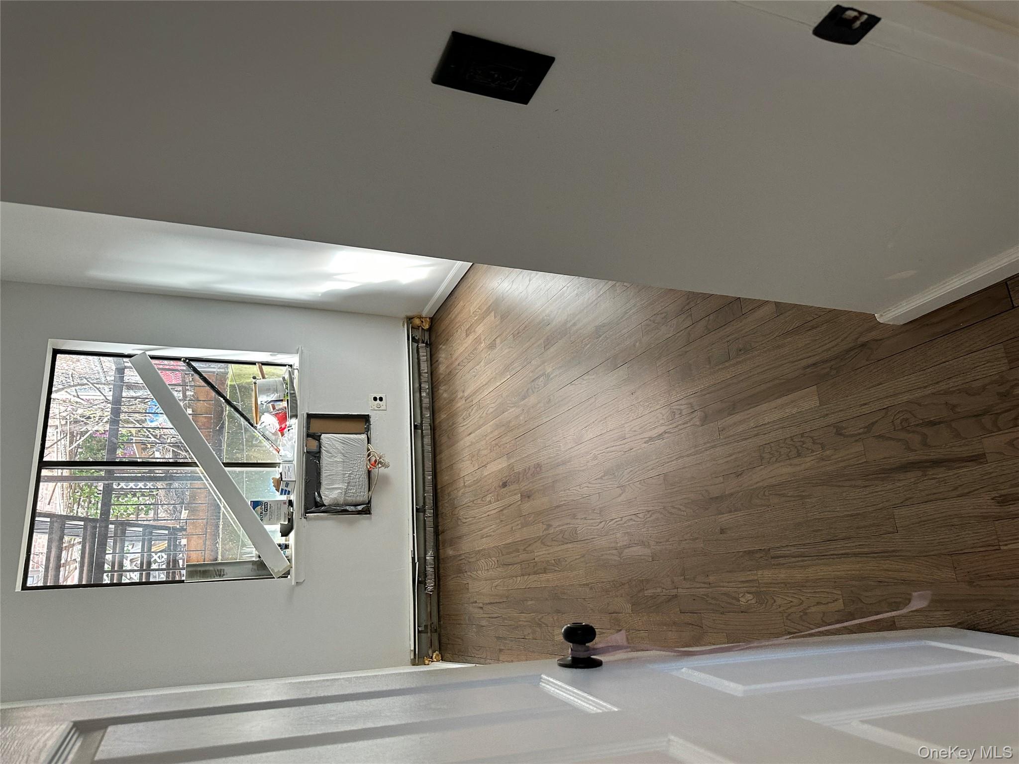 #5 photo, 40-14 60th Street, 皇后區 木邊 Woodside , NY 11377