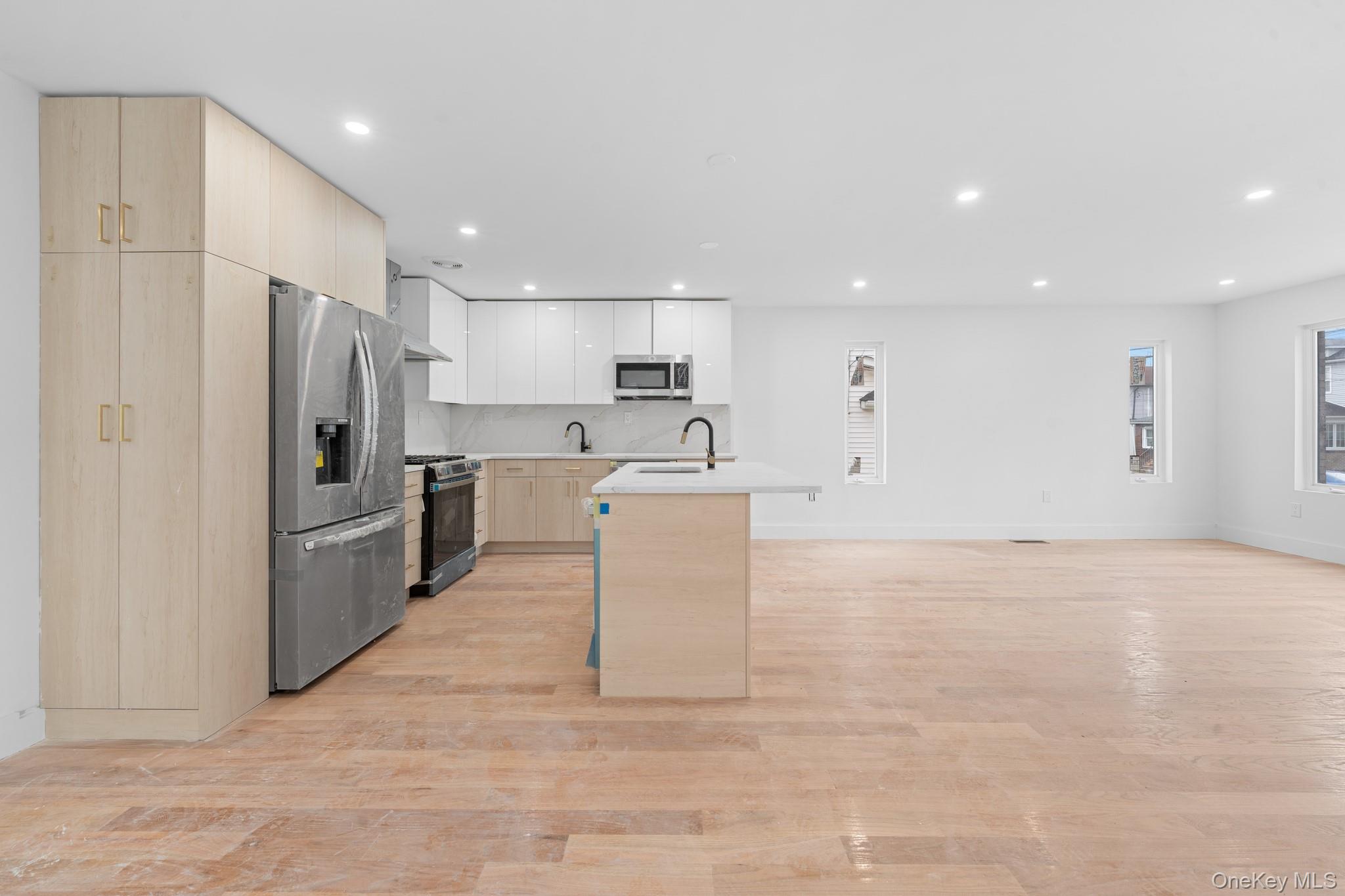#4 photo, 1333 East 65, Brooklyn , NY 11234