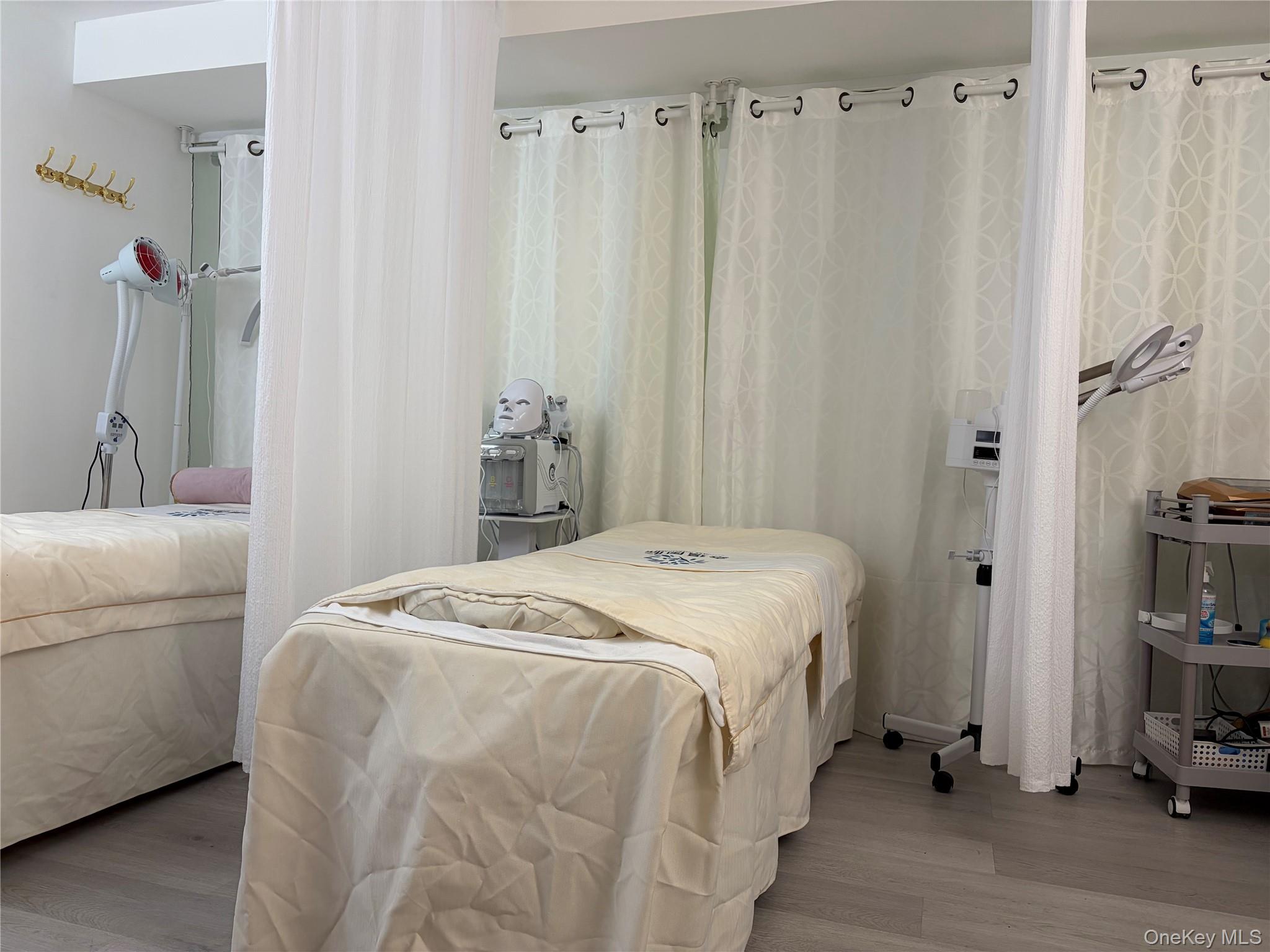 #5 photo, 13250 41st Avenue, Flushing , NY 11355