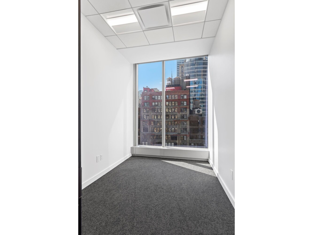 #7 photo, 50 W 47TH Street, 曼哈顿 Midtown , NY 10036