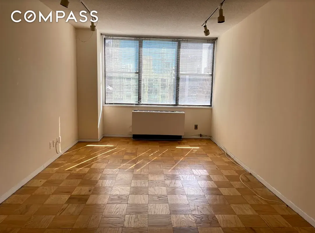 #5 photo, New York City, Midtown East , NY 10017