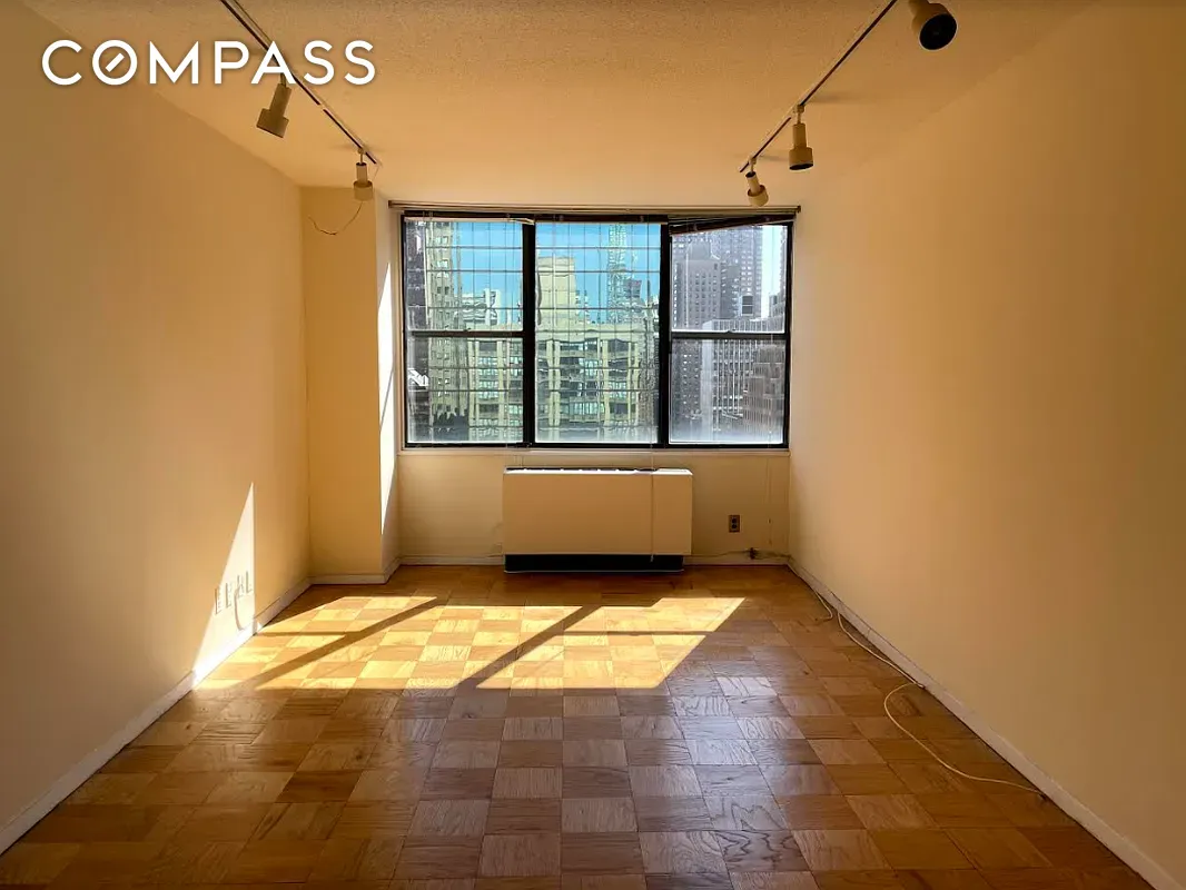 #6 photo, New York City, Midtown East , NY 10017