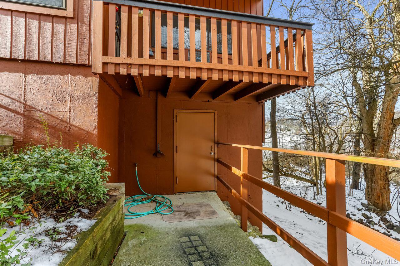 #20 photo, 58 Coachlight Square, Montrose , NY 10548