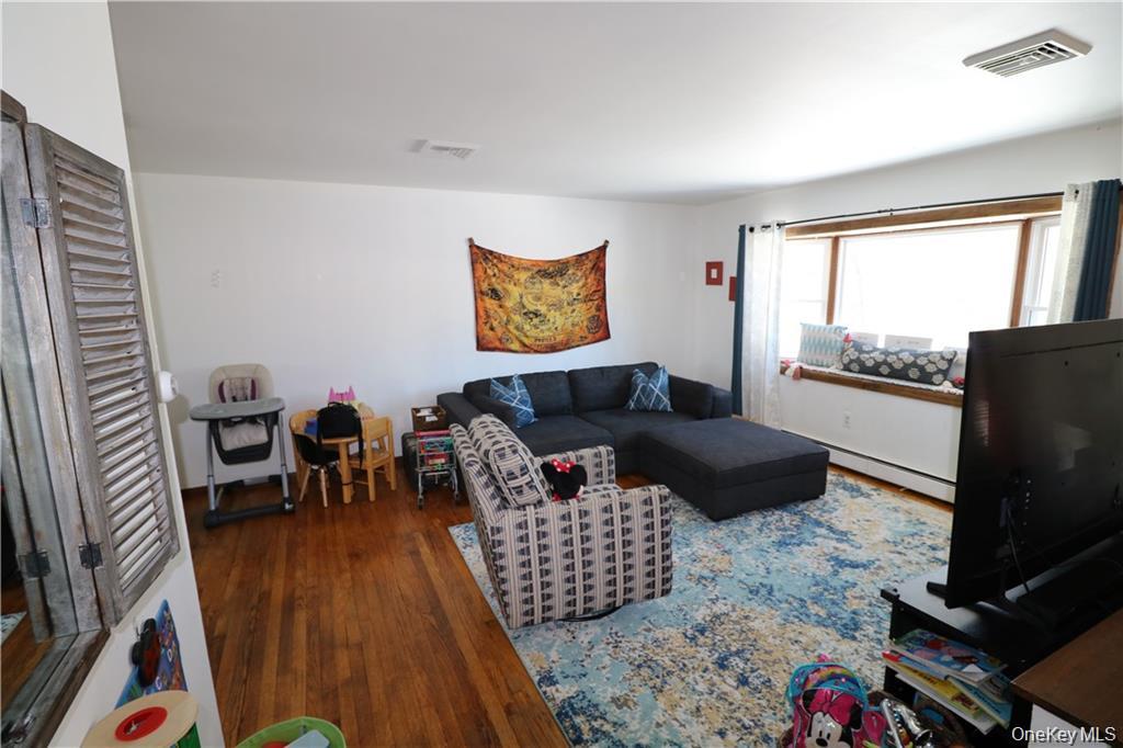 #15 photo, 12 Round Lake Avenue, Monroe , NY 10950