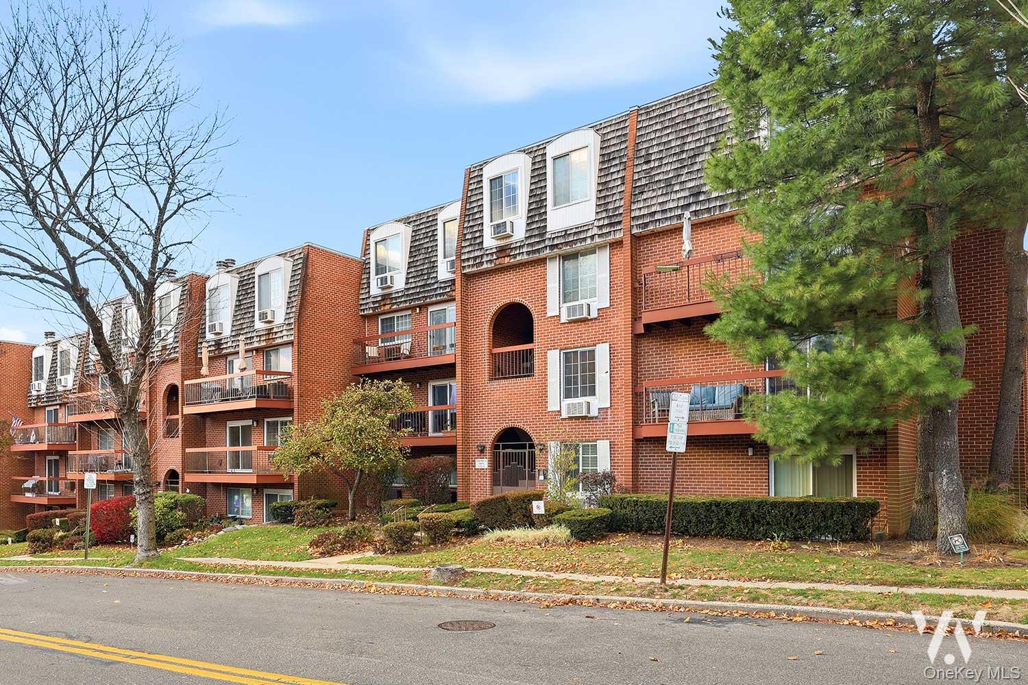 #18 photo, 55 North Broadway, White Plains , NY 10601