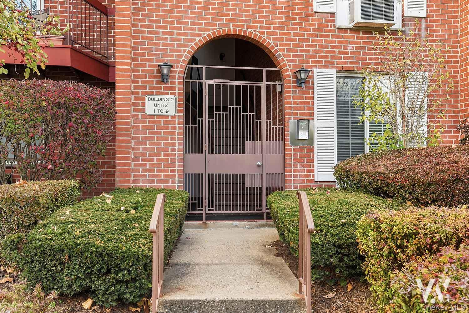 #20 photo, 55 North Broadway, White Plains , NY 10601