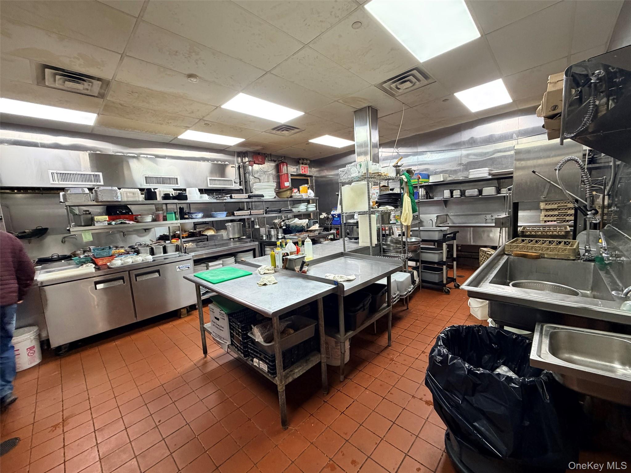 #12 photo, 133-28 41st Avenue, 法拉盛 Flushing , NY 11355