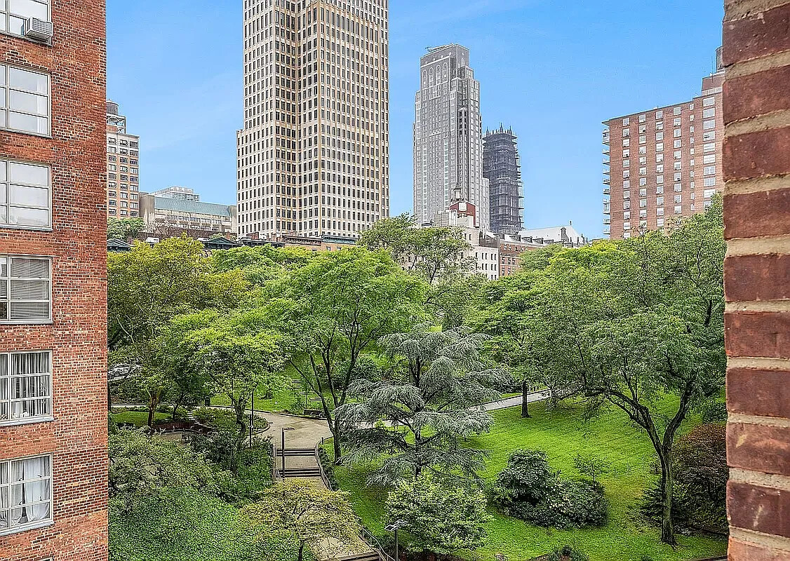 #19 photo, 100 LA SALLE Street, Morningside Heights , NY 10027