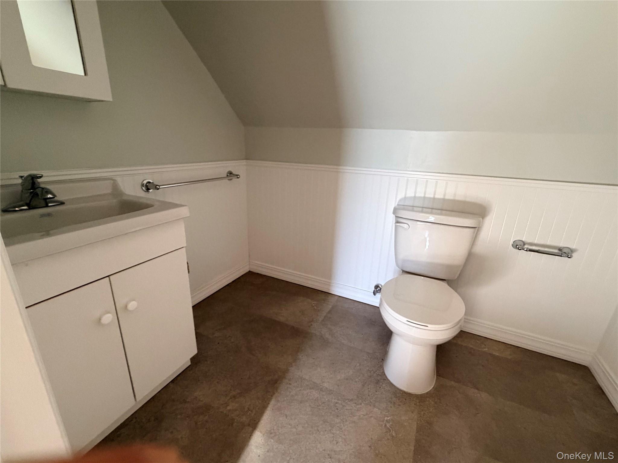 #15 photo, 142 Kamda Boulevard, 롱 아일랜드 New Hyde Park , NY 11040