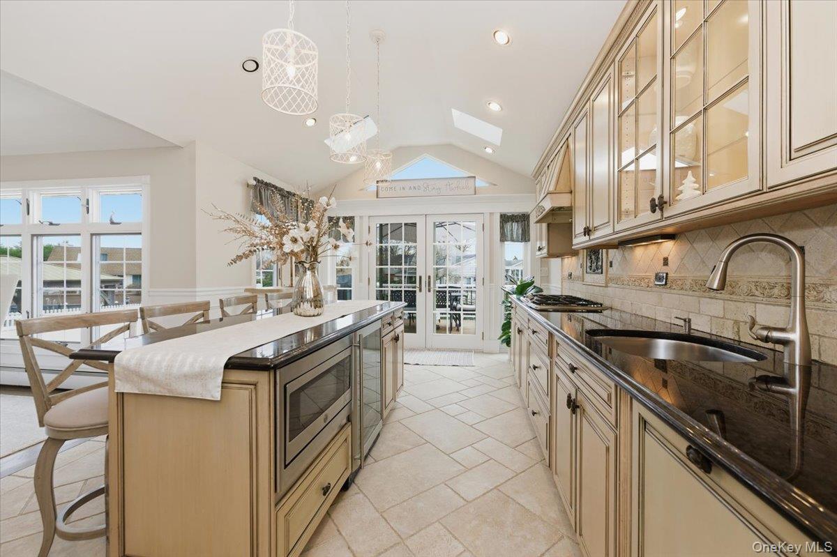 #13 photo, 248 Bayview Avenue, Massapequa , NY 11758