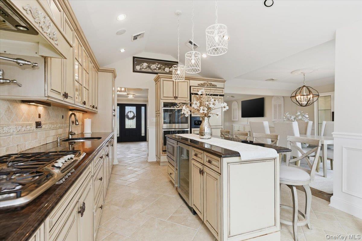 #14 photo, 248 Bayview Avenue, Massapequa , NY 11758