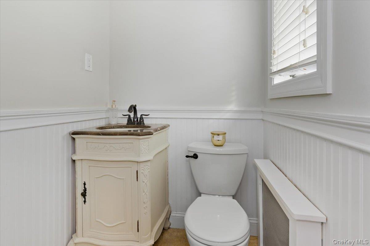 #16 photo, 248 Bayview Avenue, Massapequa , NY 11758