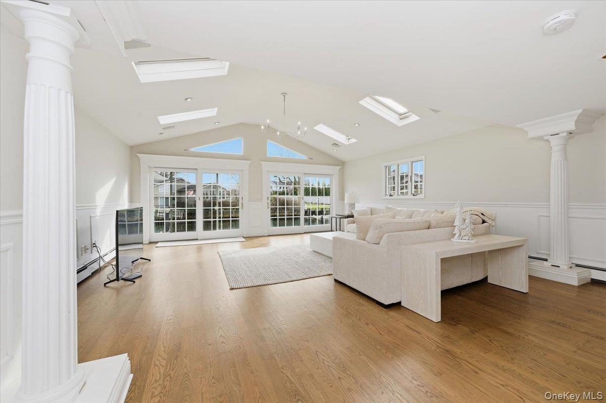 #7 photo, 248 Bayview Avenue, Massapequa , NY 11758