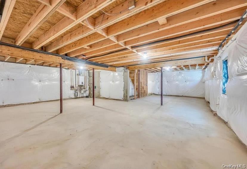 #15 photo, 490 William Floyd Parkway, מחוז סאפוק Shirley , NY 11967