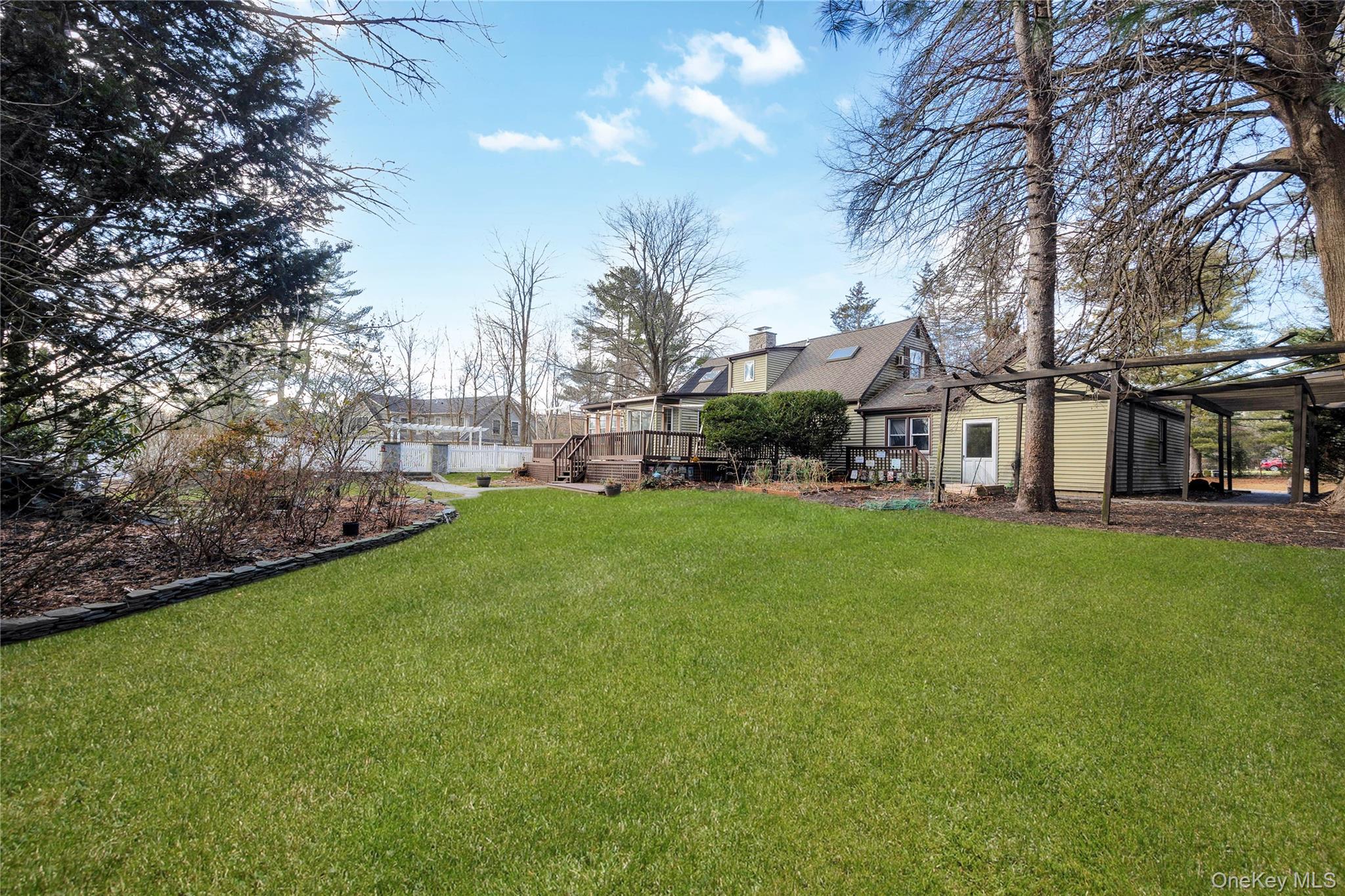 #13 photo, 12 Summerset Drive, सफ़ोक काउंटी Smithtown , NY 11787