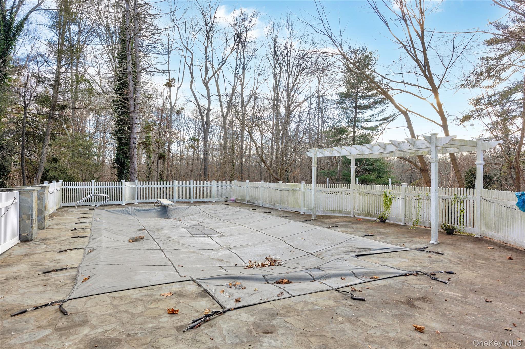 #7 photo, 12 Summerset Drive, सफ़ोक काउंटी Smithtown , NY 11787