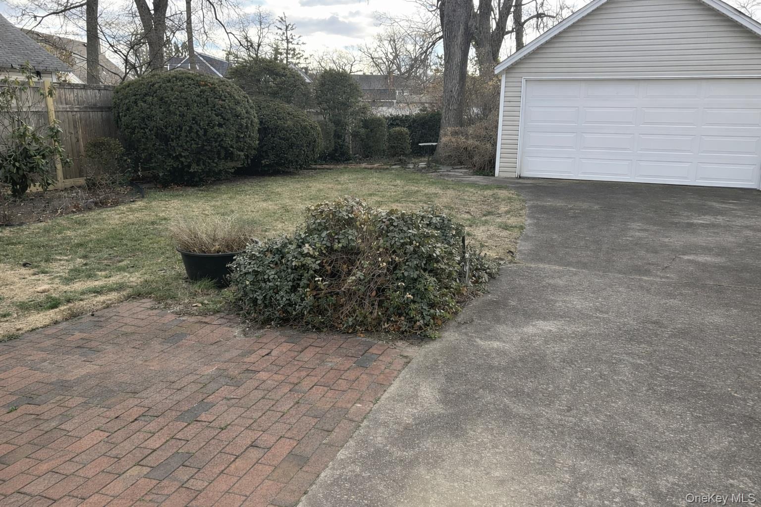 #7 photo, 32 Manor Road, מחוז נסאו North Lynbrook , NY 11563