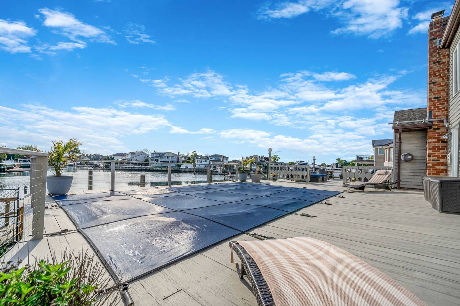 #5 photo, 3452 Ocean Ave, Oceanside , NY 11572