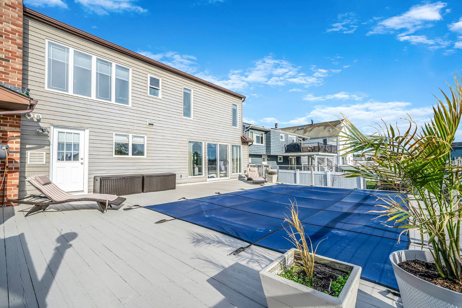 #7 photo, 3452 Ocean Ave, Oceanside , NY 11572