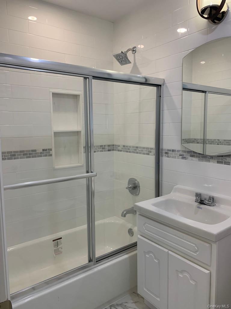 #9 photo, 4410 Baychester Avenue, Bronx , NY 10466