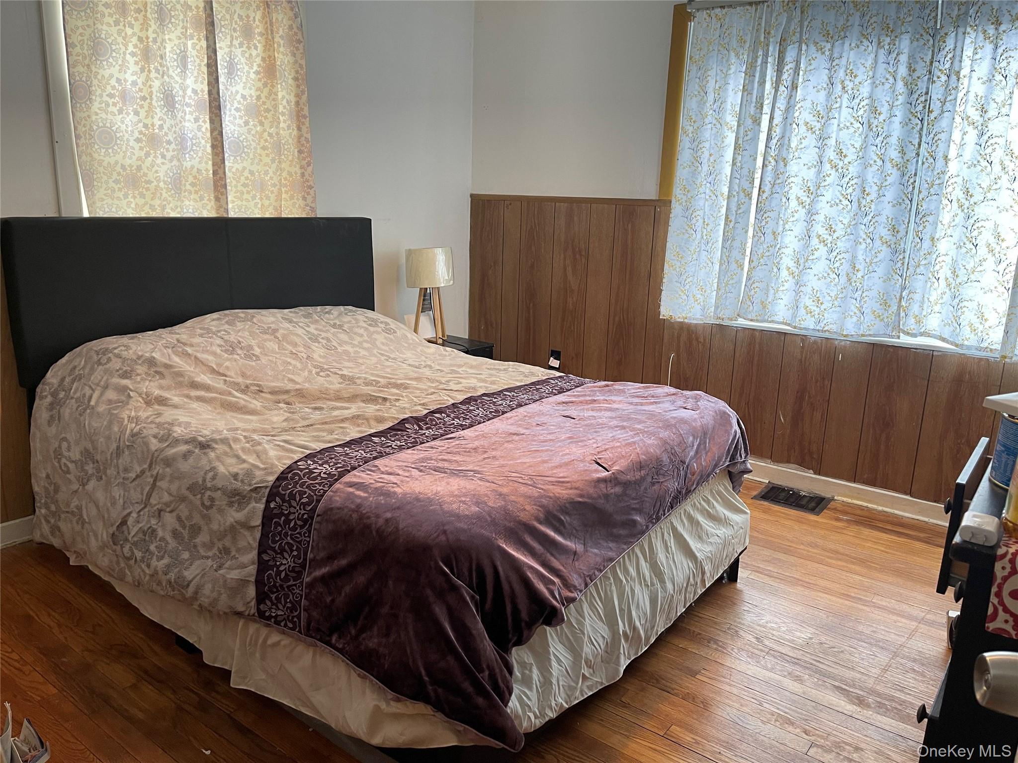 #3 photo, 196 Carson Avenue, Newburgh , NY 12550