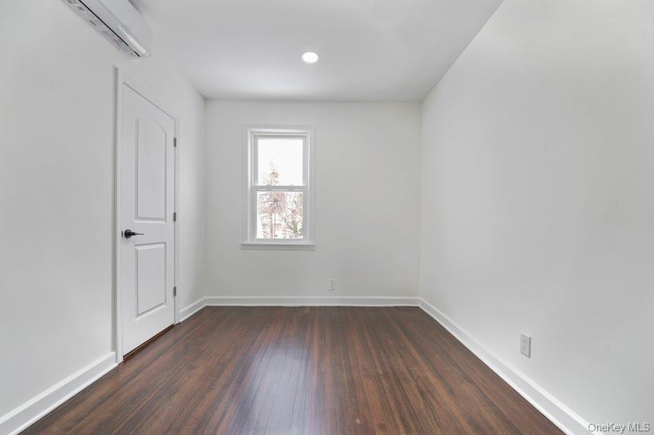 #15 photo, 44 Alkamont Avenue, 纽约州 Scarsdale , NY 10583