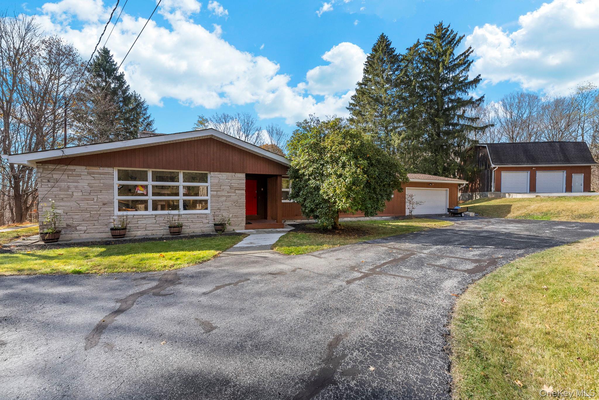 #1 photo, 45 BAKER Rd Road, 뉴욕주 Hopewell Junction , NY 12533